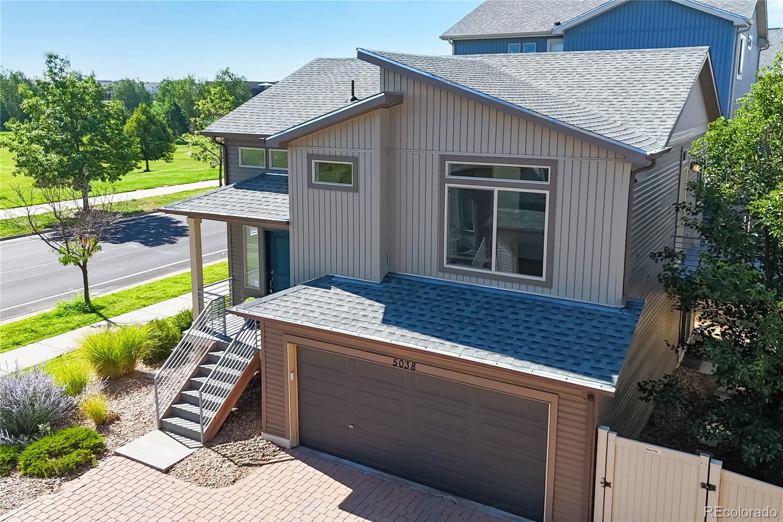 MLS Image #38 for 5038 n andes way,denver, Colorado
