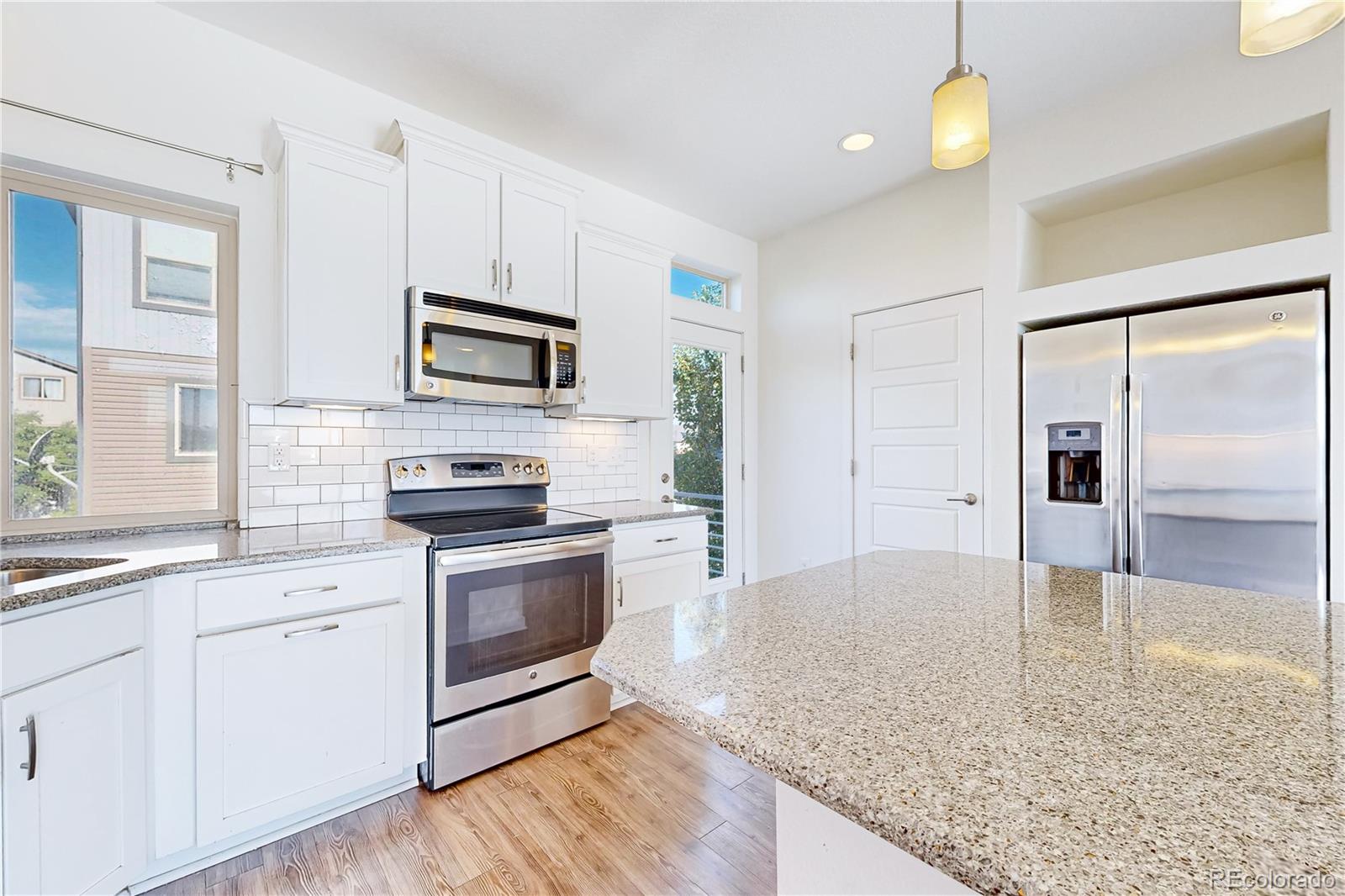 MLS Image #4 for 5038 n andes way,denver, Colorado