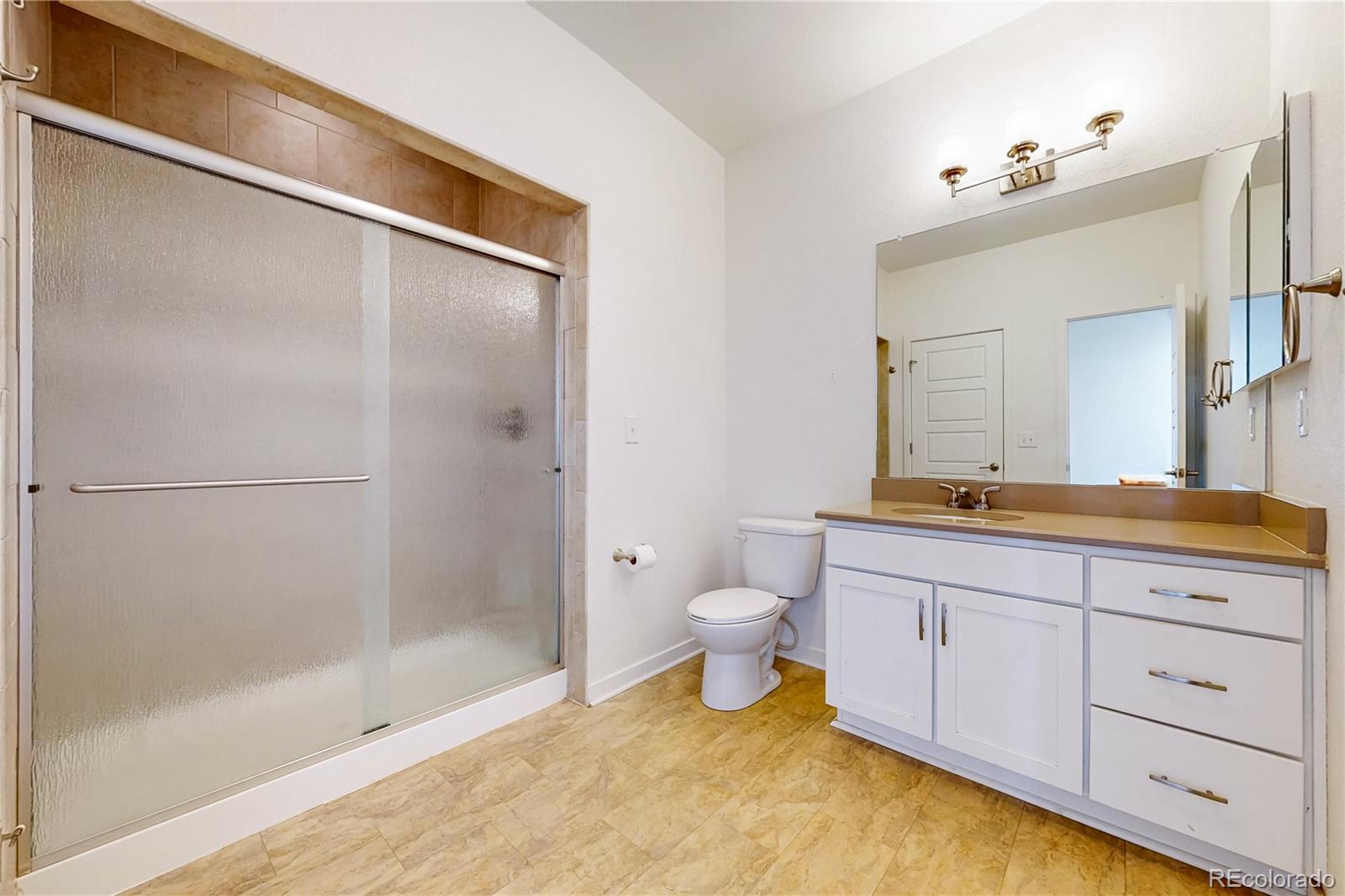 MLS Image #6 for 5038 n andes way,denver, Colorado