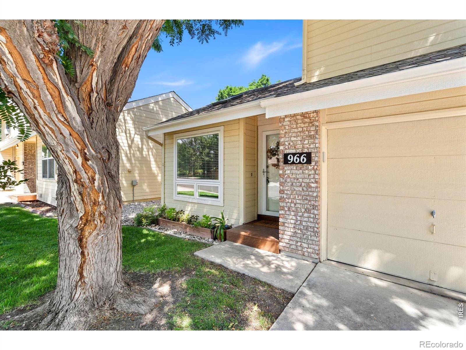 MLS Image #2 for 966  shire court,fort collins, Colorado