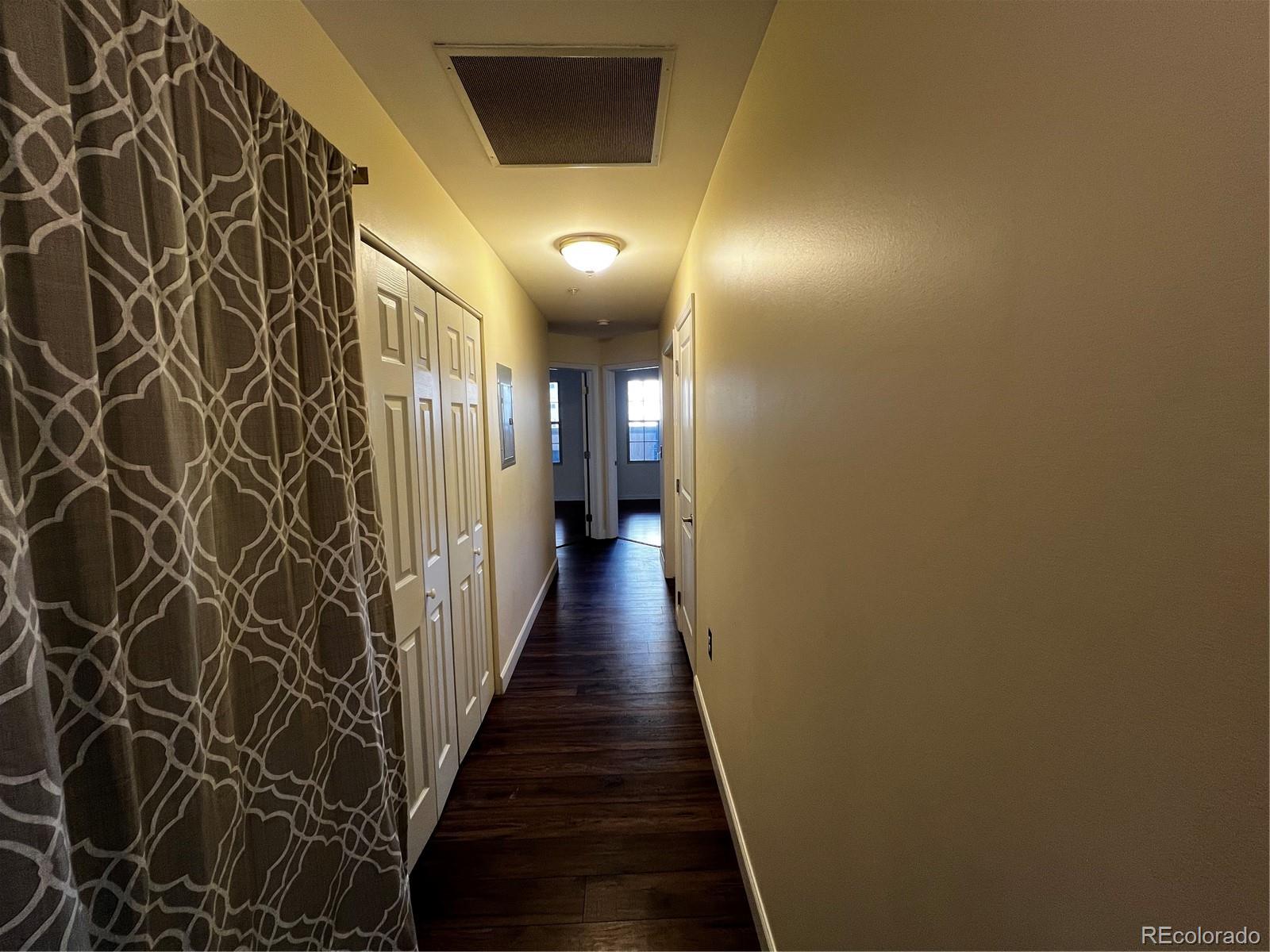 MLS Image #15 for 925 n lincoln street,denver, Colorado
