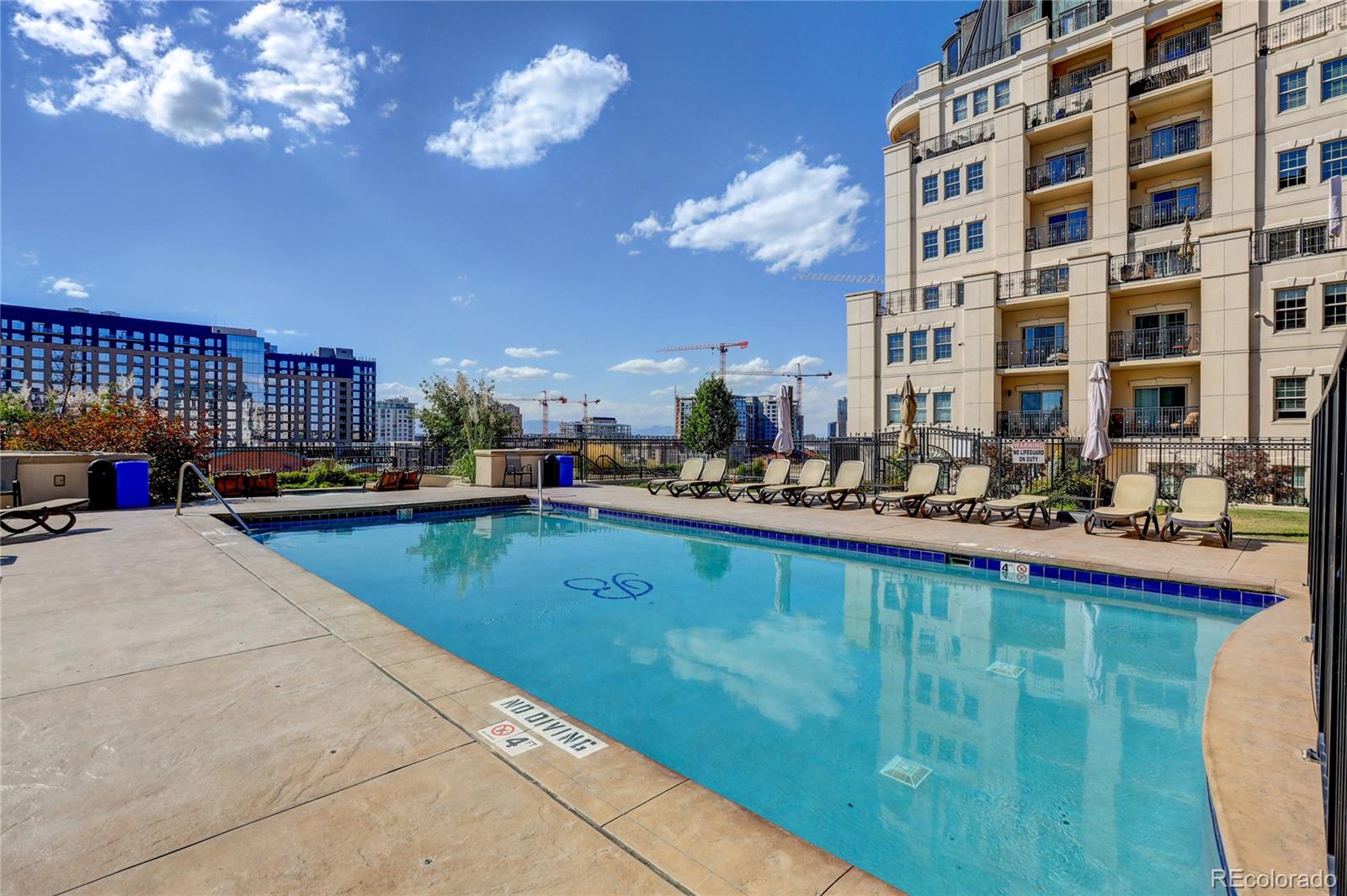MLS Image #4 for 925 n lincoln street,denver, Colorado