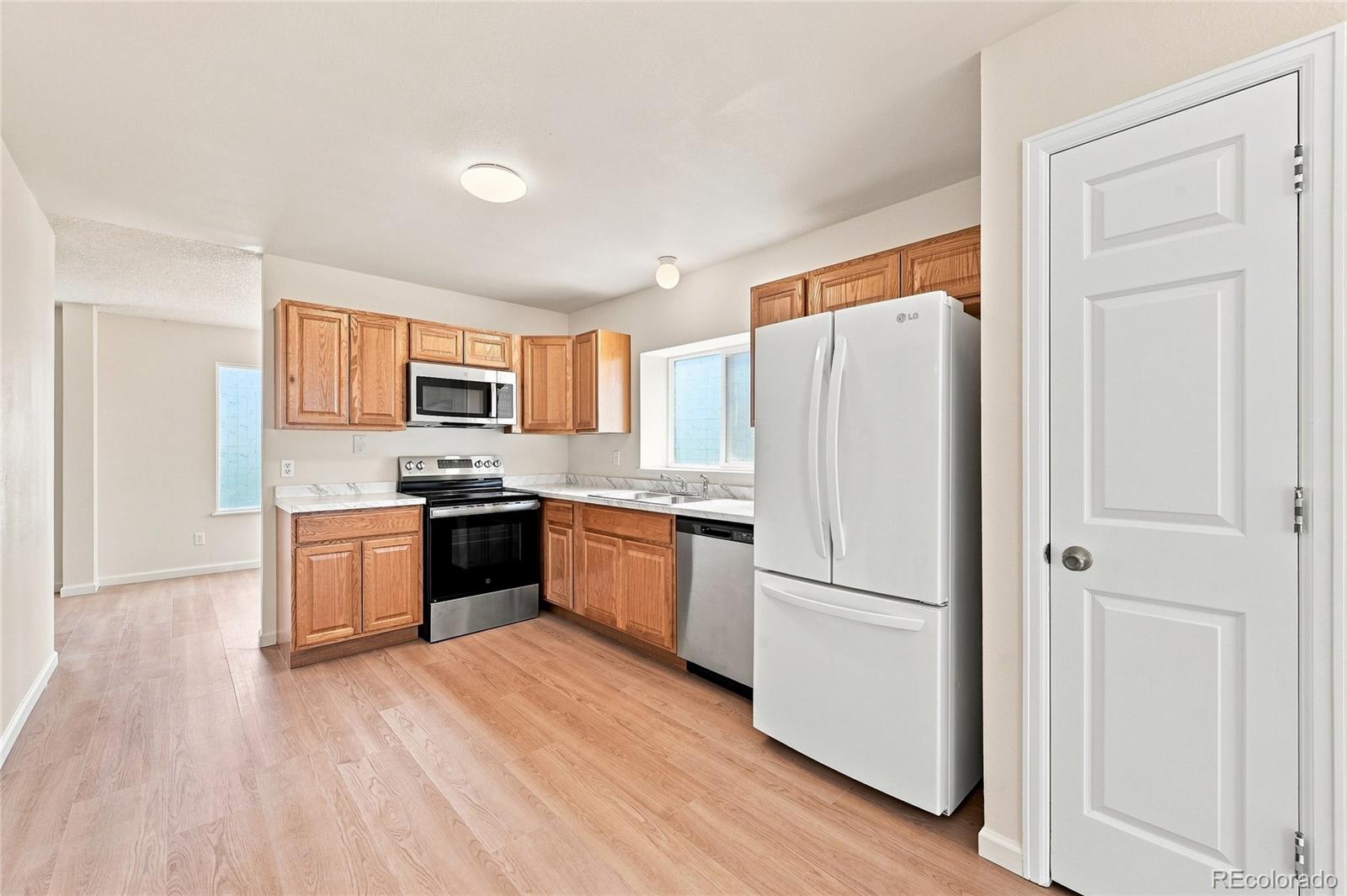 MLS Image #8 for 4385  basswood drive,colorado springs, Colorado