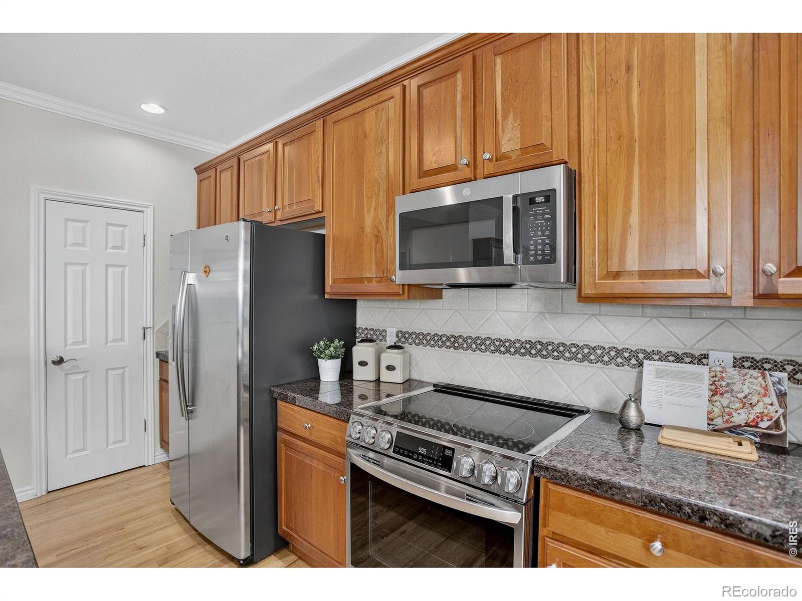 MLS Image #13 for 1095  terrace circle,boulder, Colorado