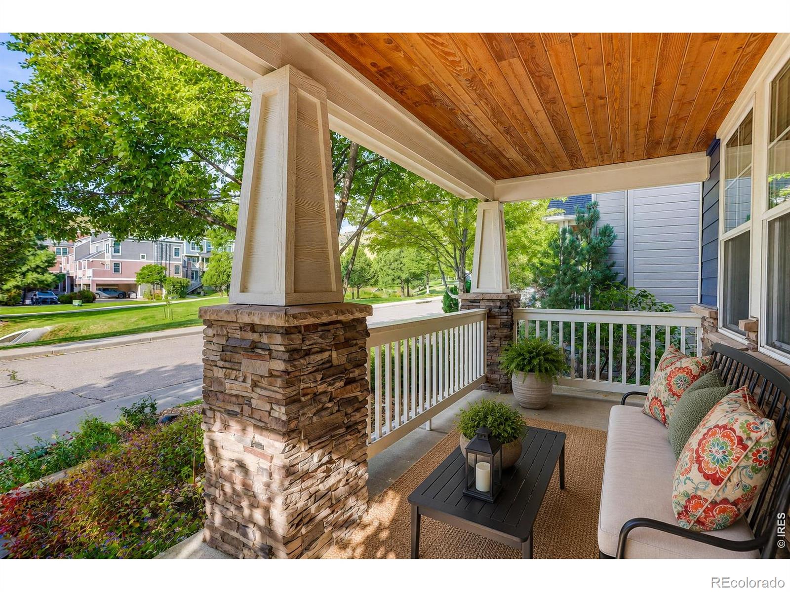 MLS Image #4 for 1095  terrace circle,boulder, Colorado