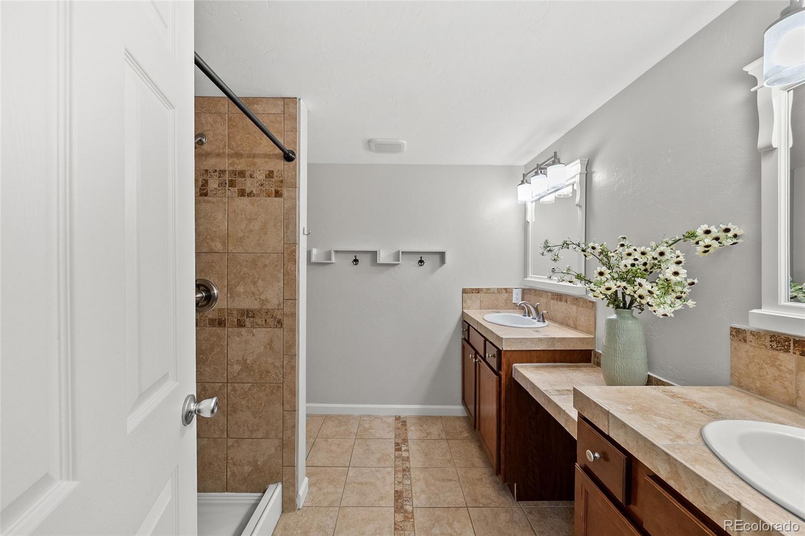 MLS Image #24 for 4676 s lincoln street,englewood, Colorado