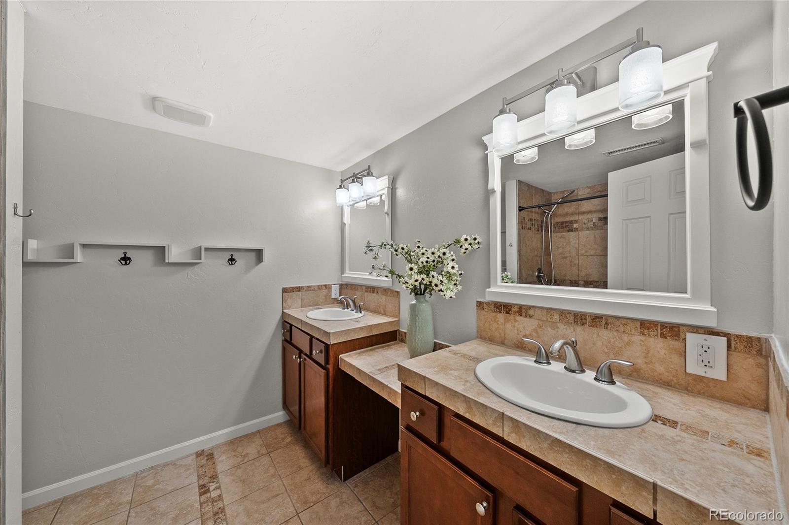 MLS Image #25 for 4676 s lincoln street,englewood, Colorado