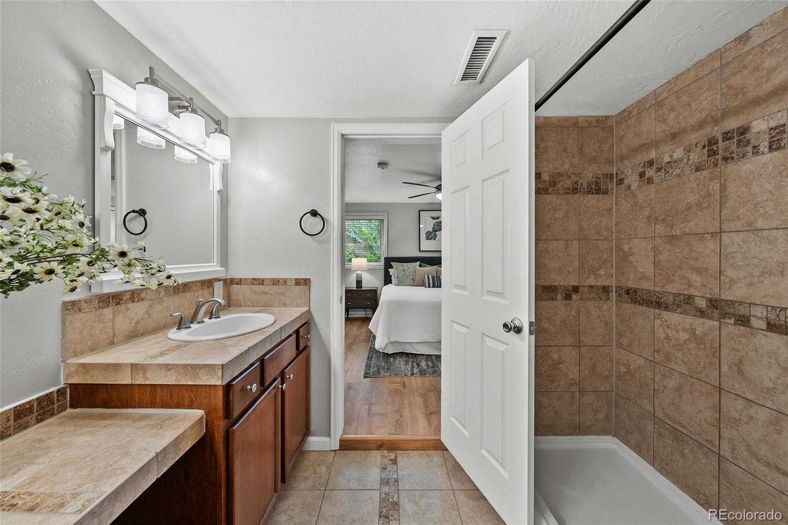 MLS Image #26 for 4676 s lincoln street,englewood, Colorado