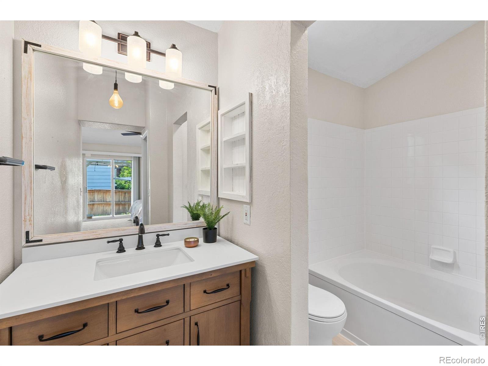 MLS Image #19 for 9712  queenscliffe drive,highlands ranch, Colorado