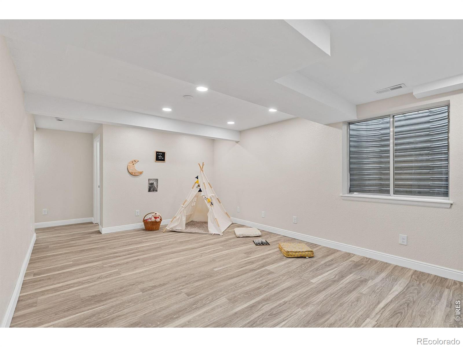 MLS Image #28 for 9712  queenscliffe drive,highlands ranch, Colorado