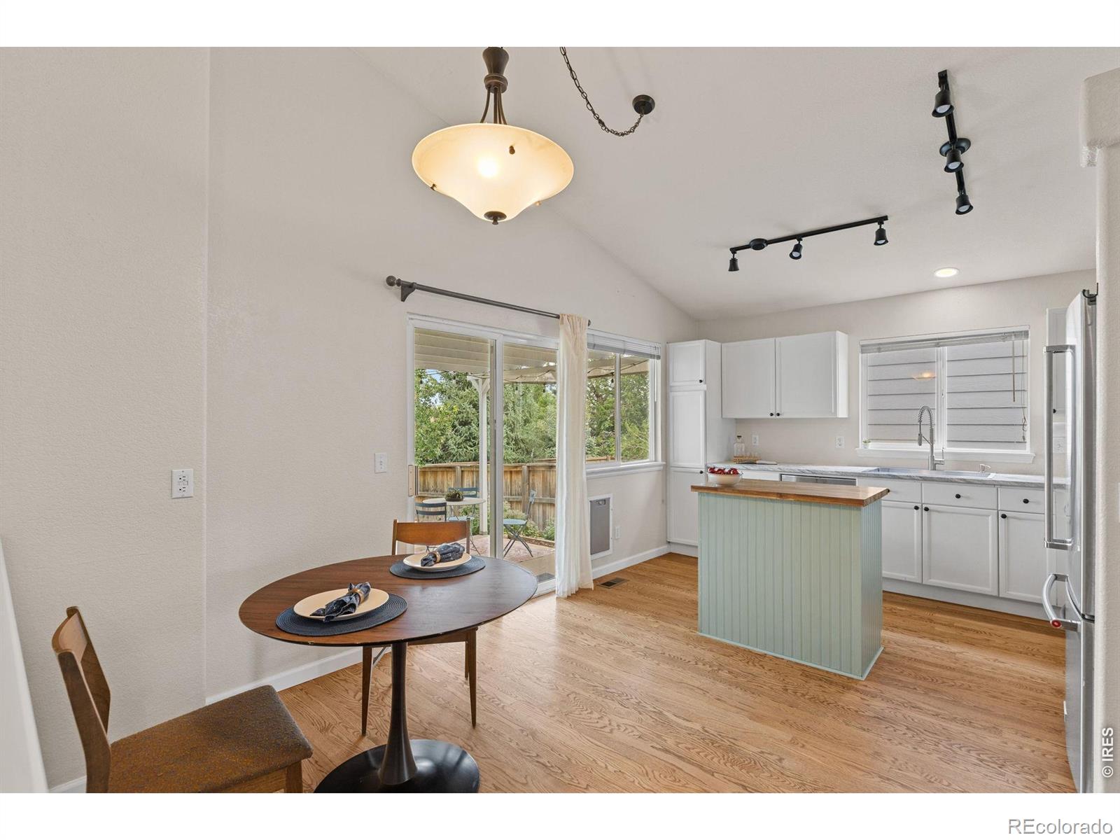 MLS Image #8 for 9712  queenscliffe drive,highlands ranch, Colorado