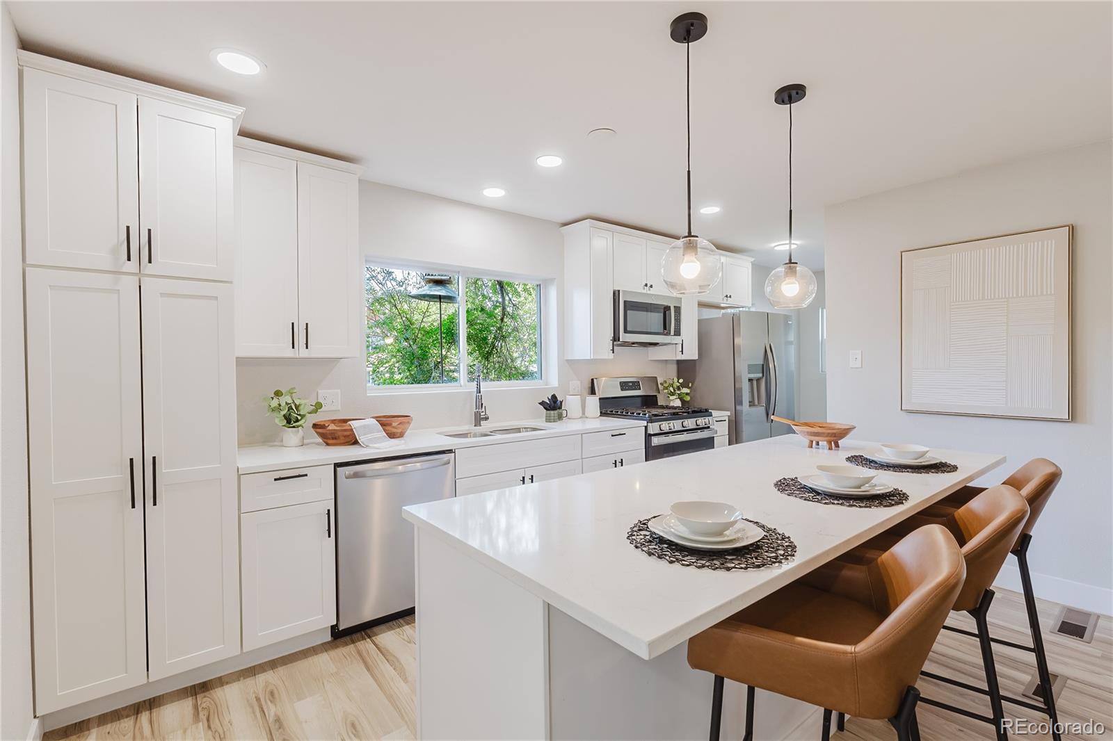 MLS Image #15 for 812 n institute street,colorado springs, Colorado
