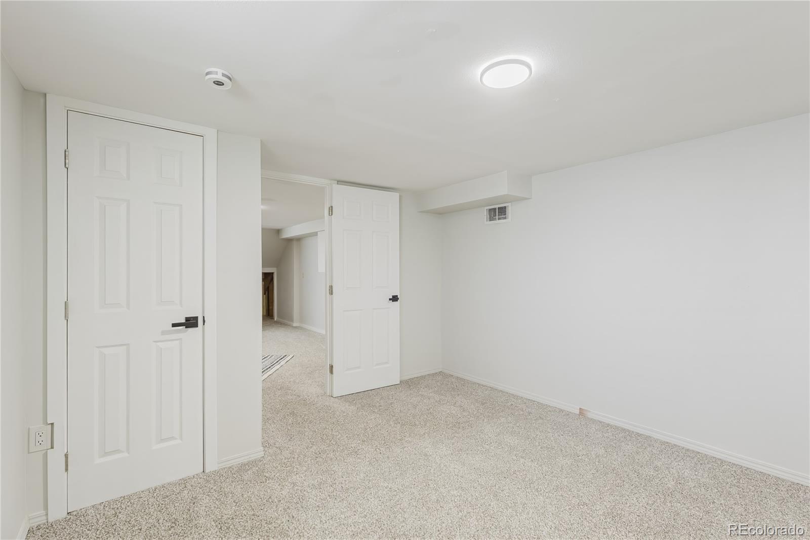 MLS Image #31 for 812 n institute street,colorado springs, Colorado