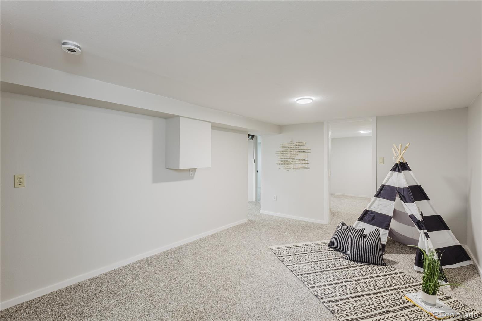 MLS Image #34 for 812 n institute street,colorado springs, Colorado