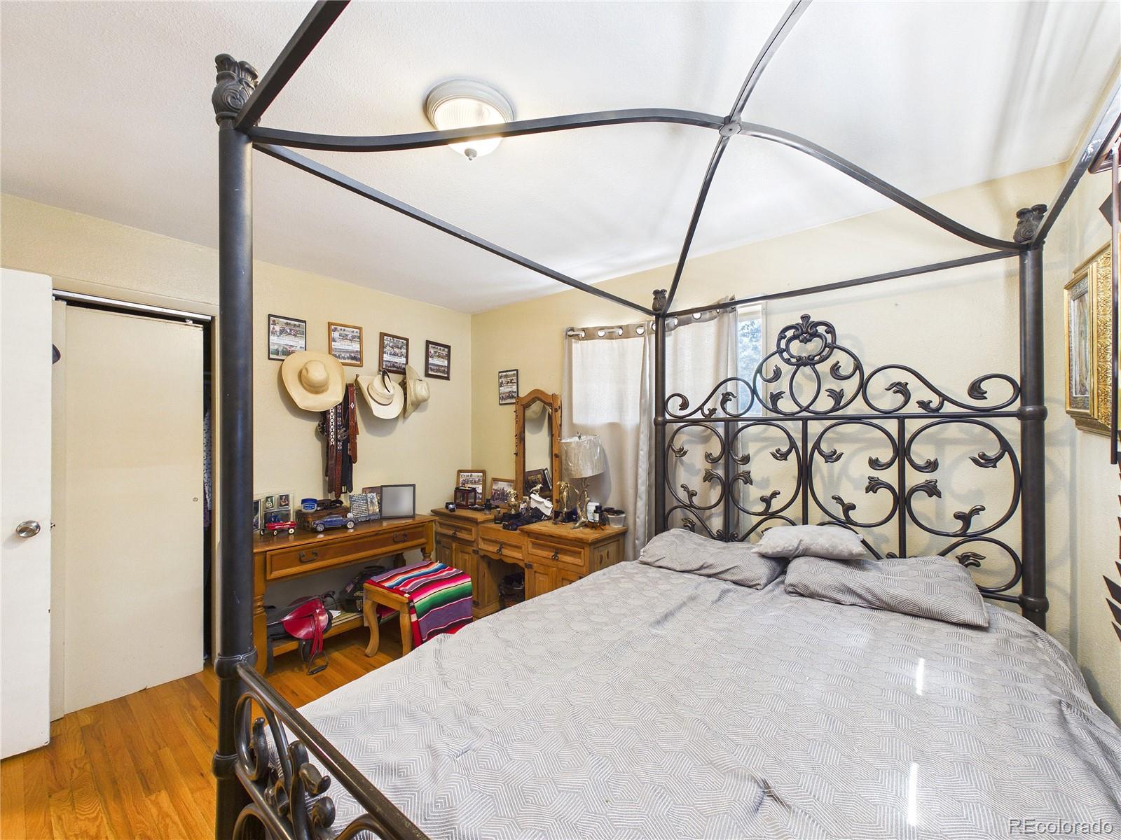 MLS Image #17 for 7234  navajo street,denver, Colorado