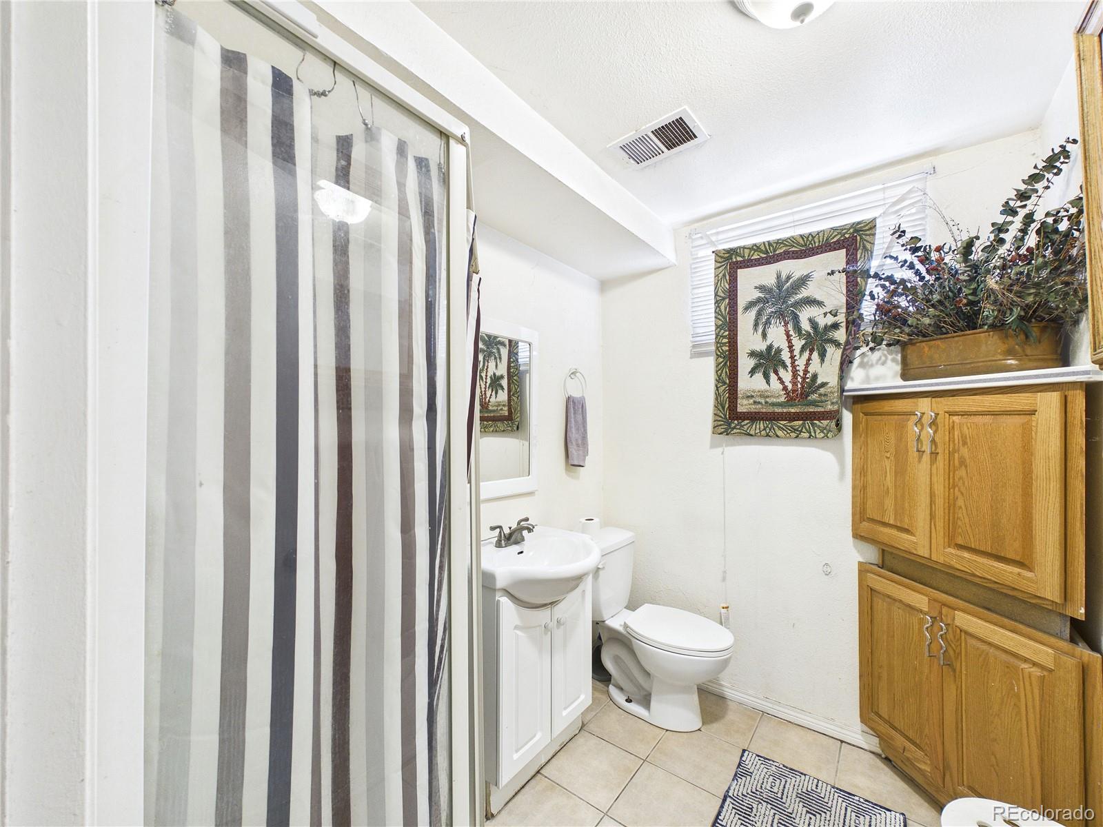 MLS Image #26 for 7234  navajo street,denver, Colorado