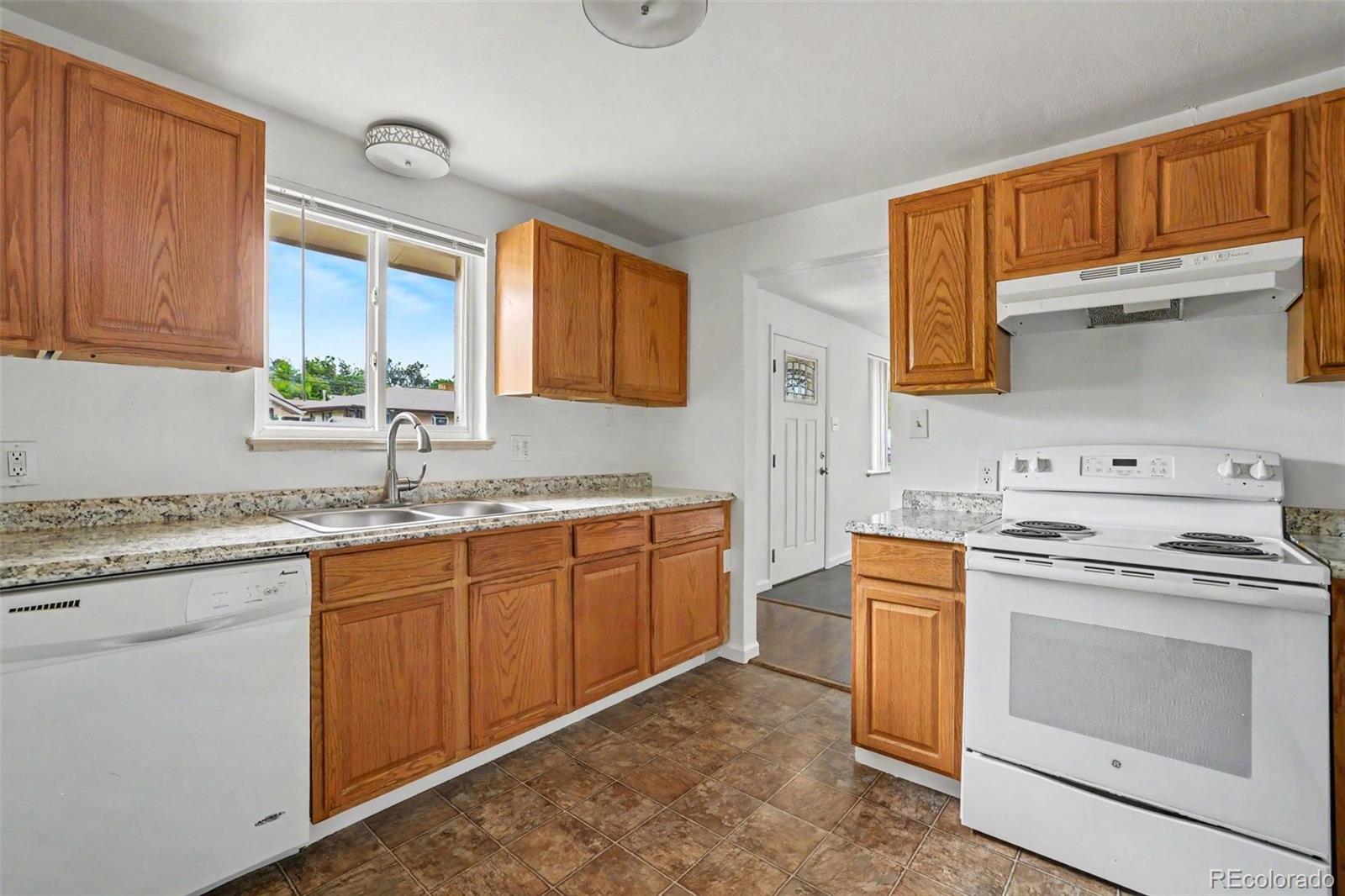 MLS Image #13 for 4636  estes street,wheat ridge, Colorado