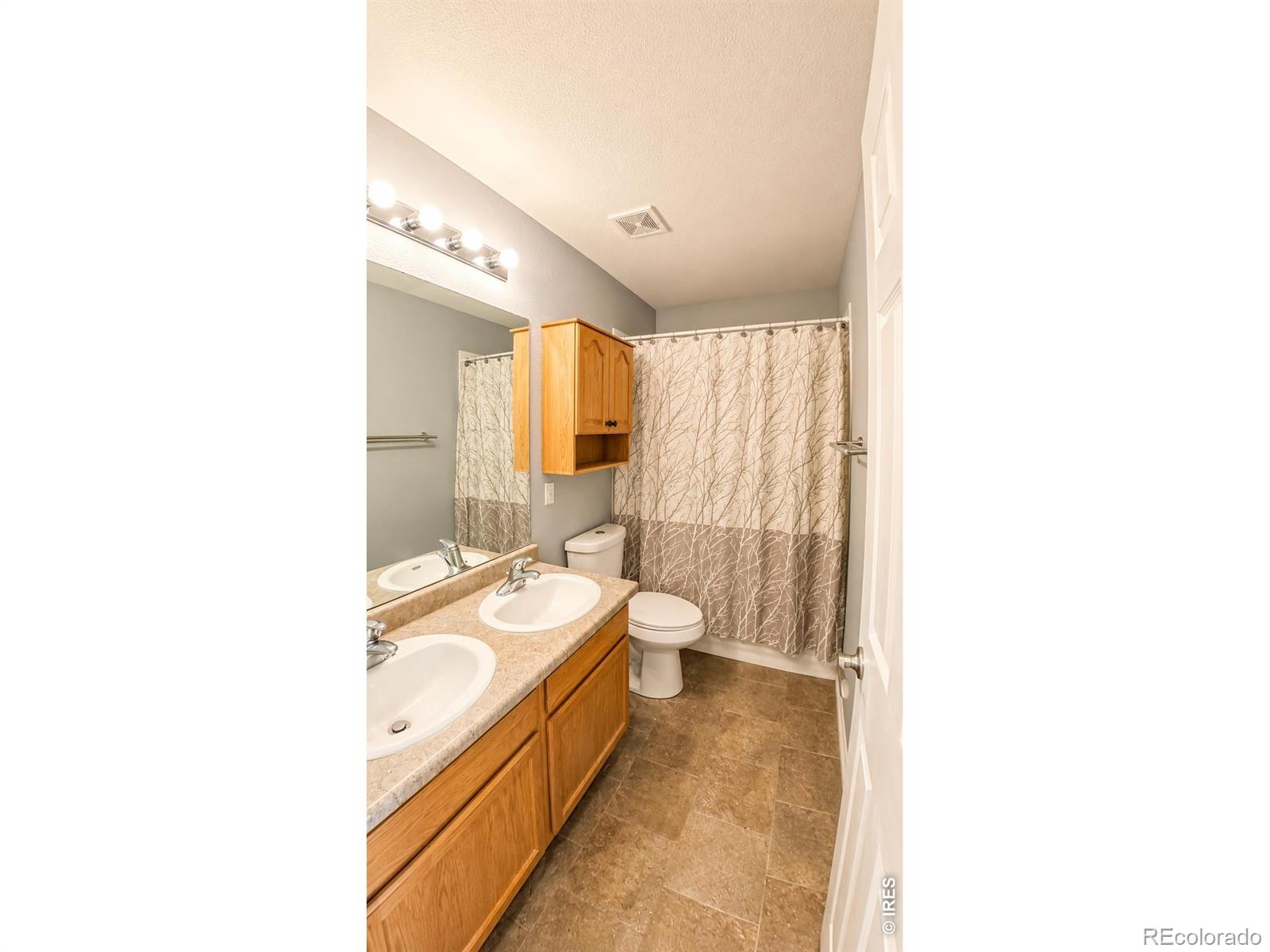 MLS Image #23 for 2123 e 100th place,thornton, Colorado