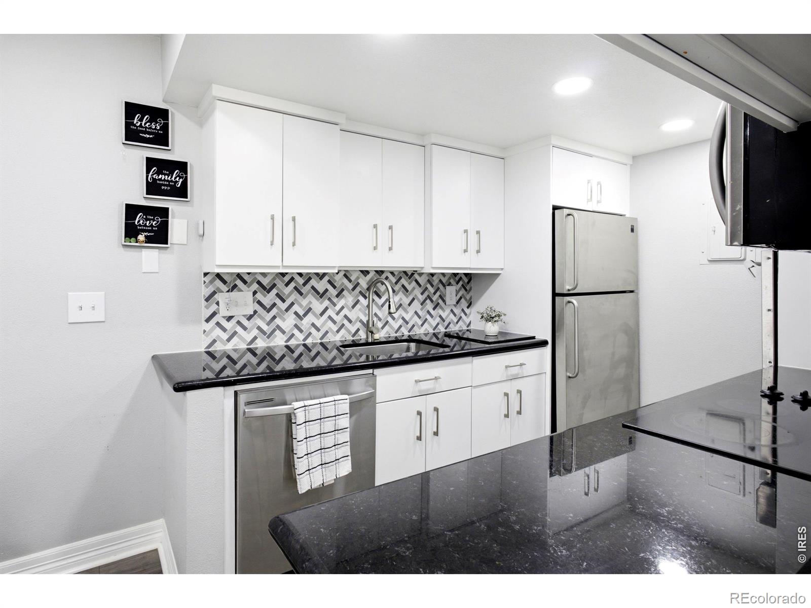 MLS Image #10 for 8225  fairmount drive,denver, Colorado