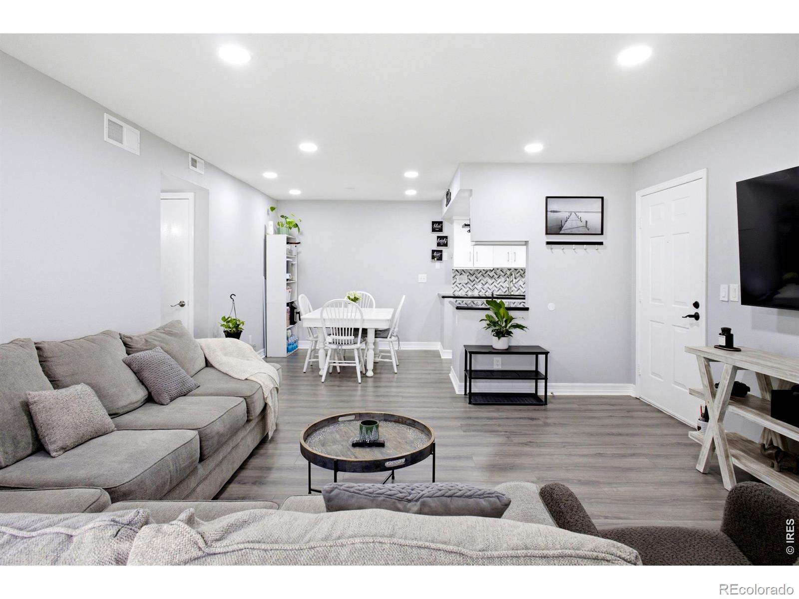 MLS Image #5 for 8225  fairmount drive,denver, Colorado