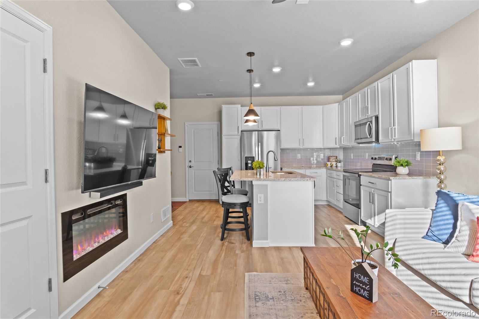 MLS Image #6 for 409  millwall circle,castle rock, Colorado