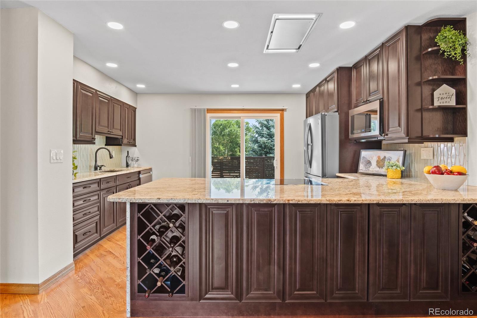 MLS Image #6 for 4610 s garrison street,littleton, Colorado