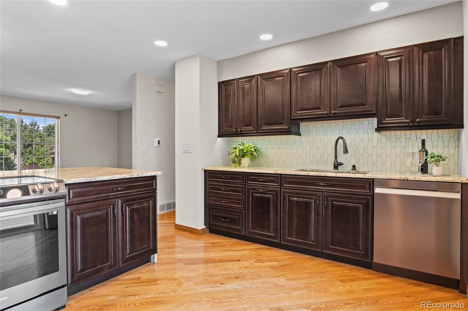 MLS Image #7 for 4610 s garrison street,littleton, Colorado