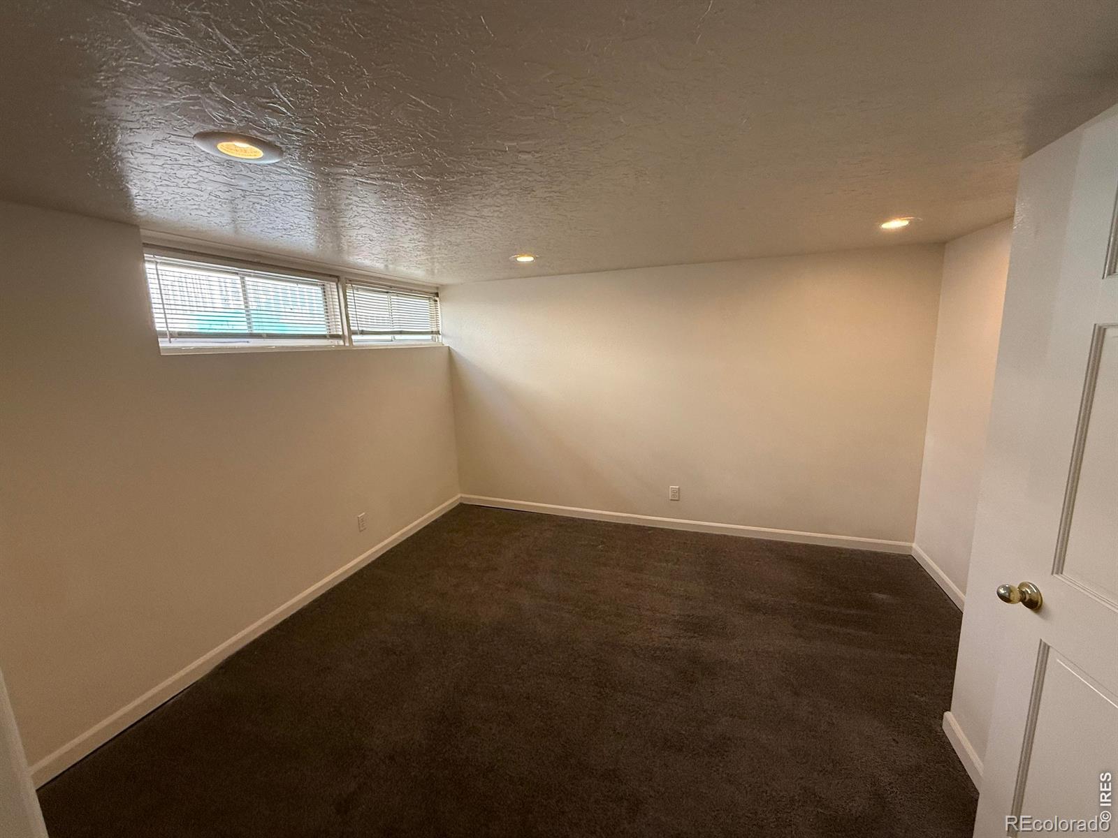 MLS Image #31 for 2005  9th avenue,greeley, Colorado