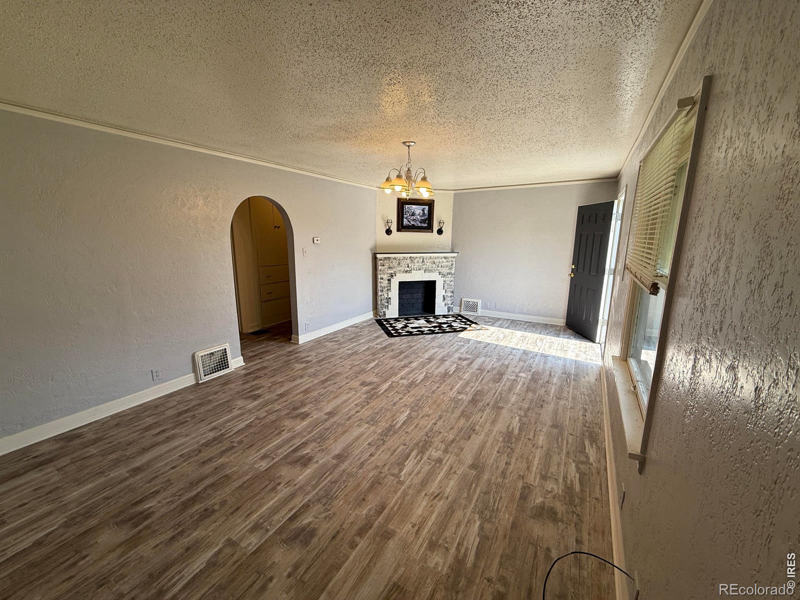 MLS Image #5 for 2005  9th avenue,greeley, Colorado