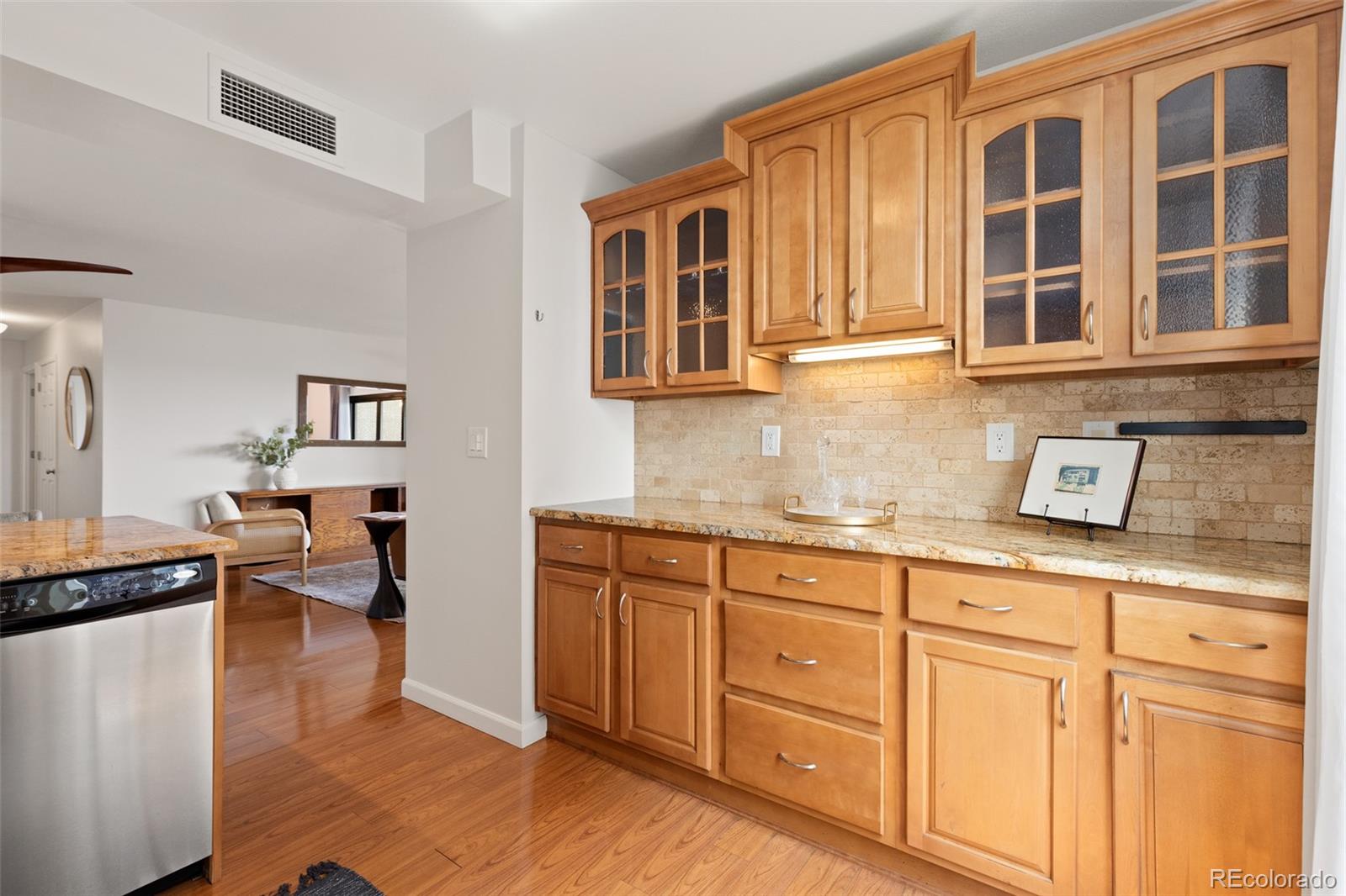 MLS Image #9 for 460 s marion parkway,denver, Colorado