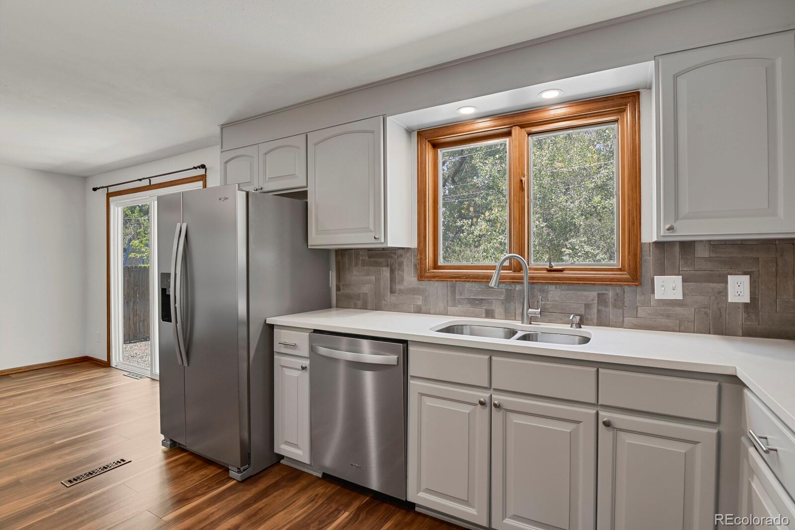 MLS Image #9 for 1455 w hinsdale drive,littleton, Colorado
