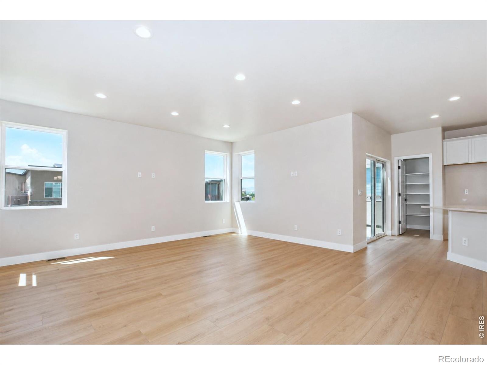 MLS Image #5 for 2908  donatello street,loveland, Colorado