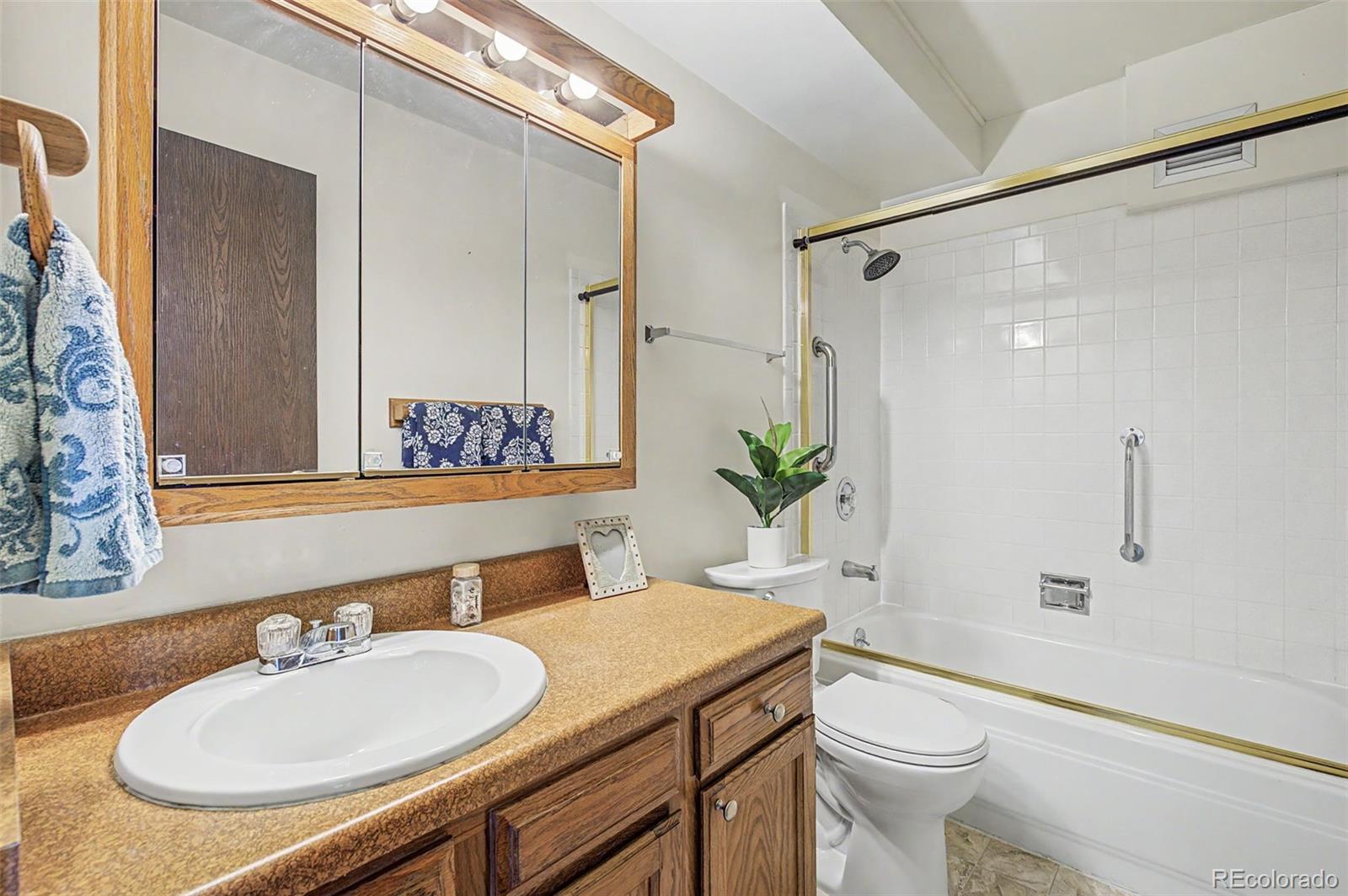 MLS Image #21 for 3124 s wheeling way,aurora, Colorado