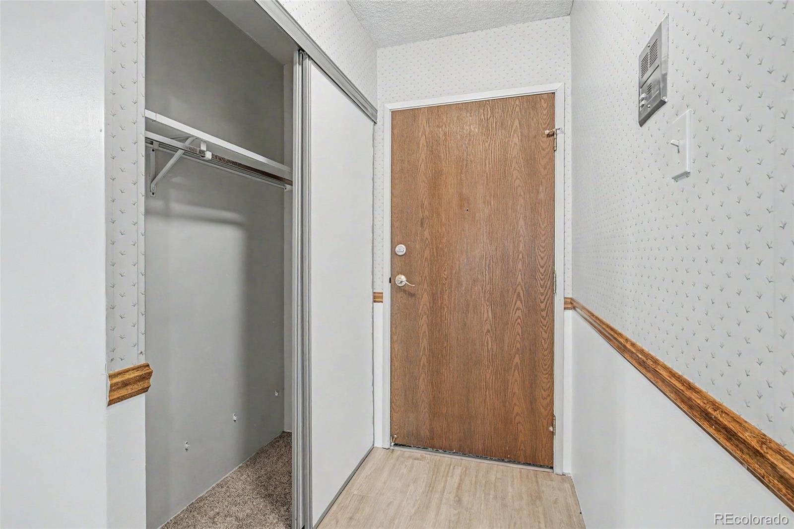 MLS Image #5 for 3124 s wheeling way,aurora, Colorado