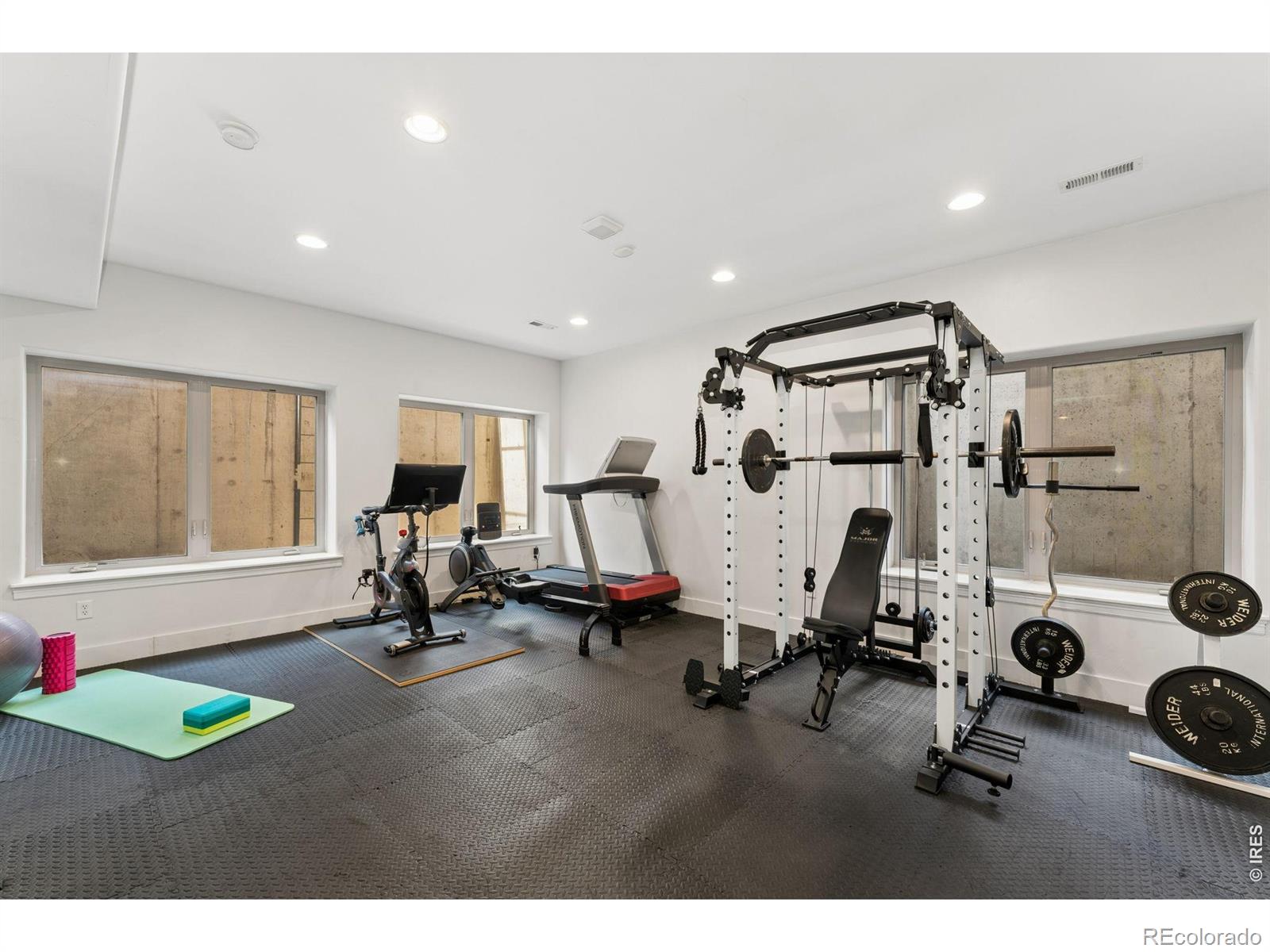 MLS Image #33 for 1744  montgomery circle,longmont, Colorado