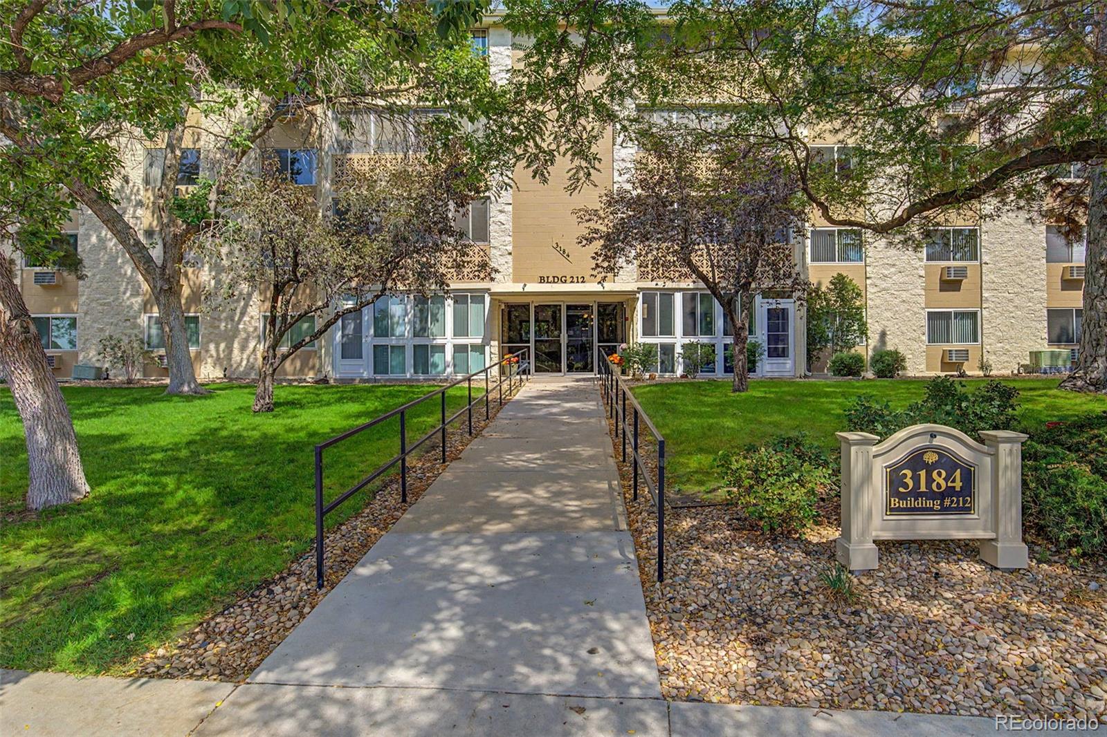 MLS Image #2 for 3184 s heather gardens way,aurora, Colorado