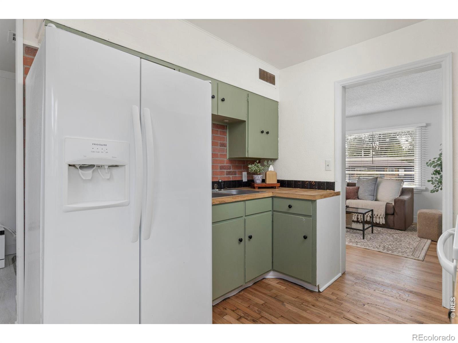MLS Image #12 for 2443  mountain view drive,loveland, Colorado