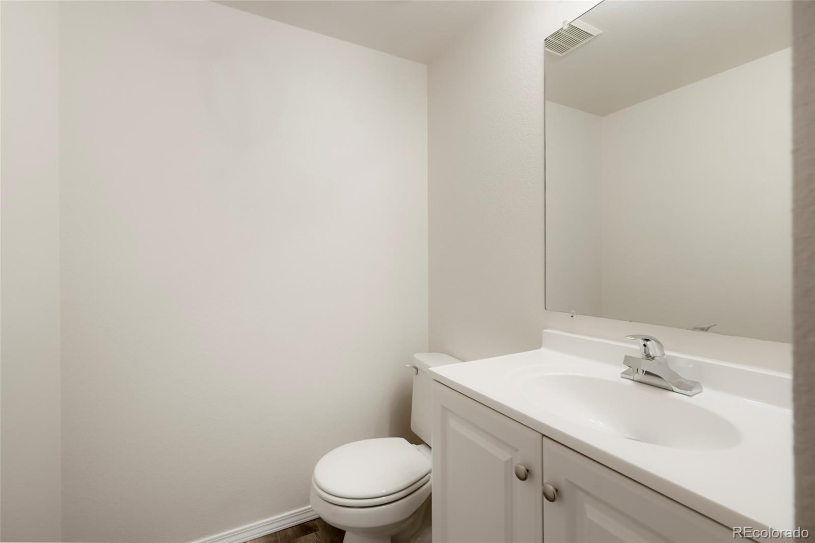 MLS Image #10 for 11654  community center drive,northglenn, Colorado