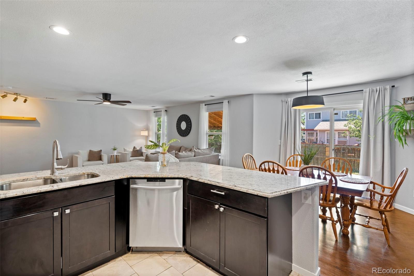 MLS Image #14 for 570 e 77th drive,denver, Colorado