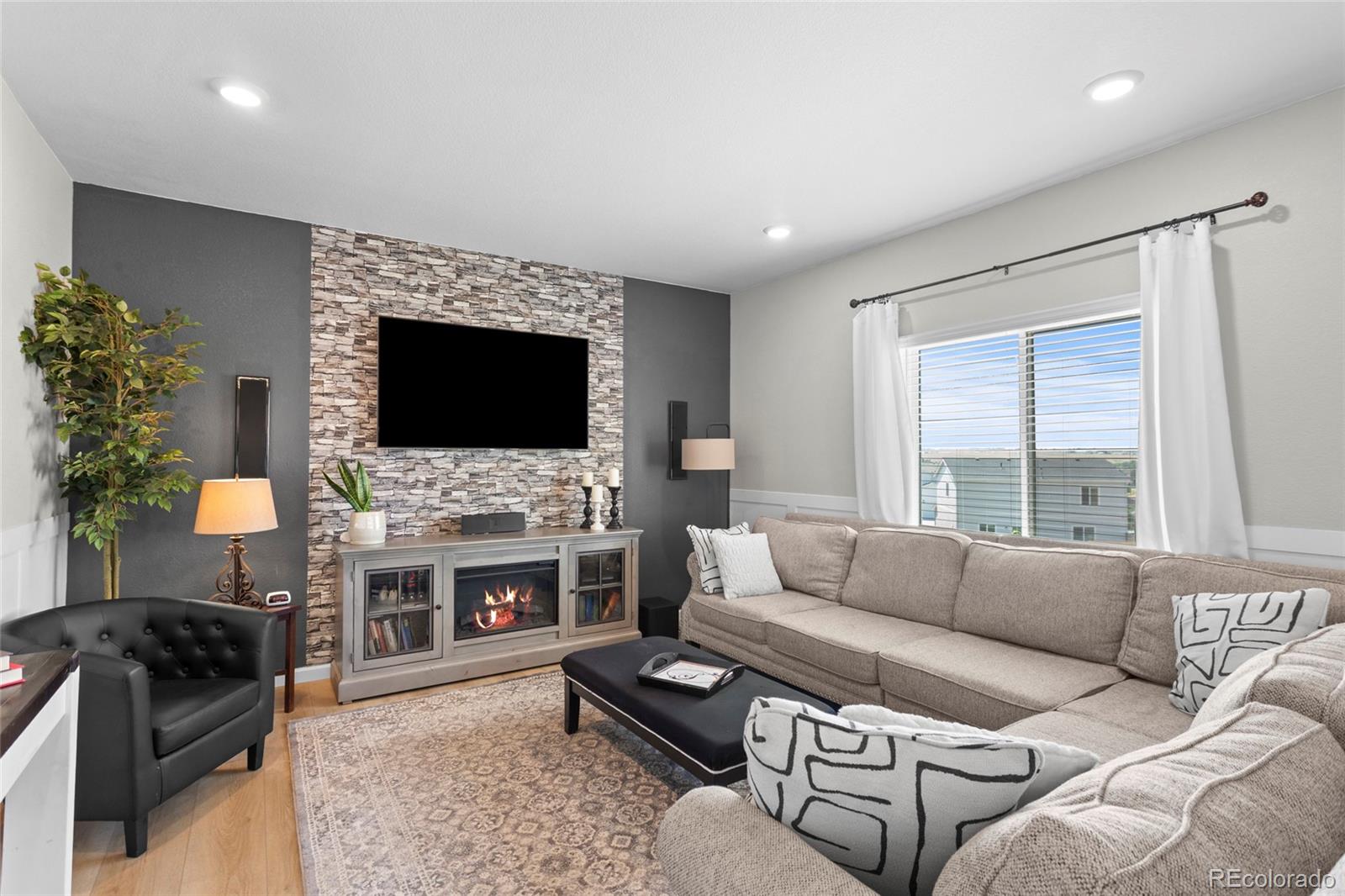 MLS Image #5 for 42835  hawktree circle,elizabeth, Colorado