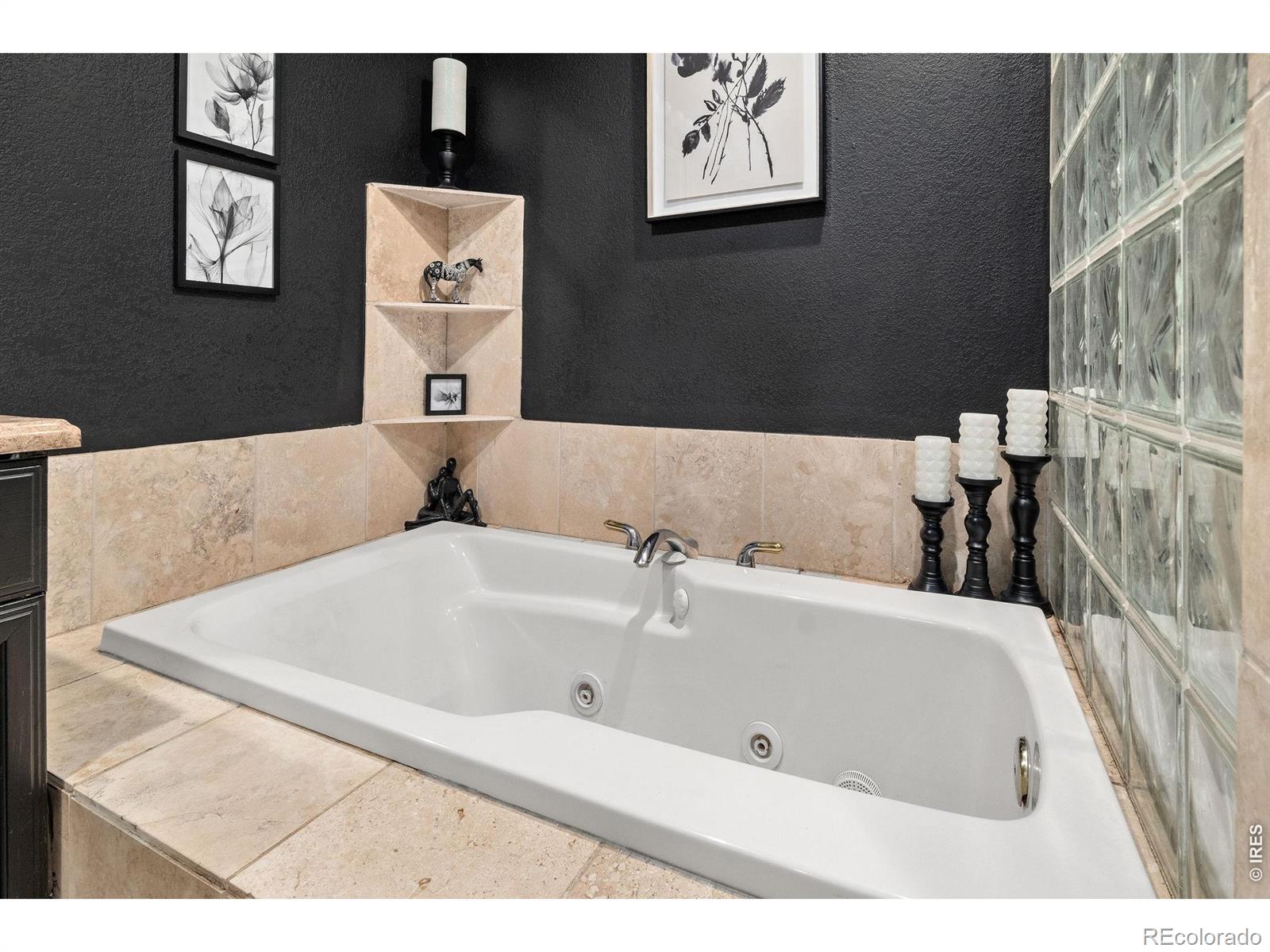MLS Image #41 for 6691 s abilene way,centennial, Colorado