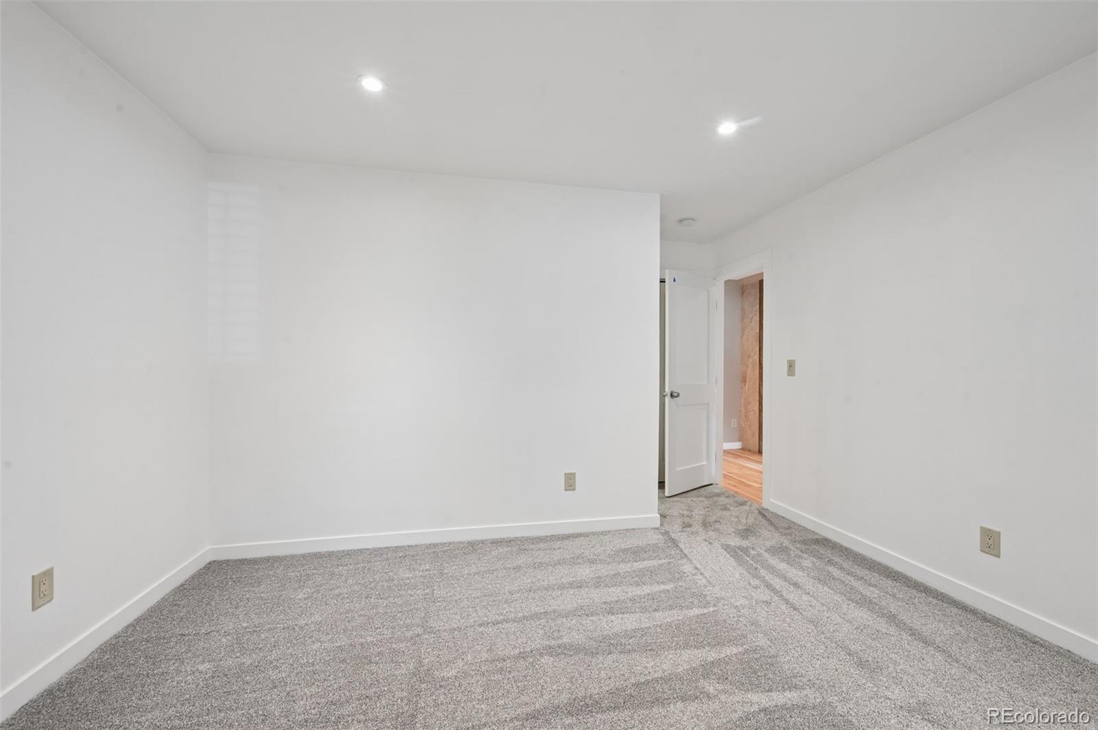 MLS Image #18 for 3428 s race street,englewood, Colorado