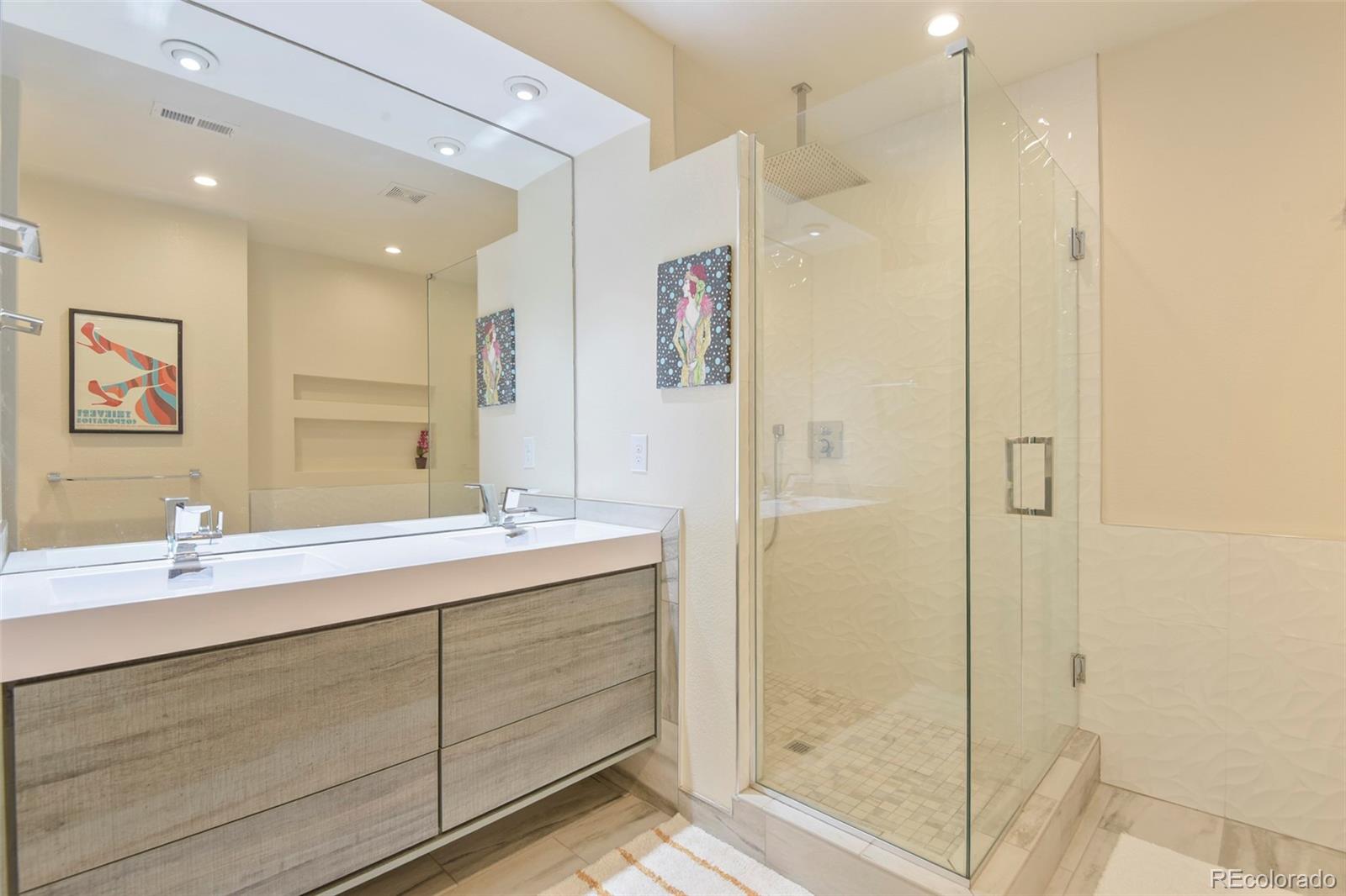 MLS Image #13 for 2940  ivanhoe street,denver, Colorado