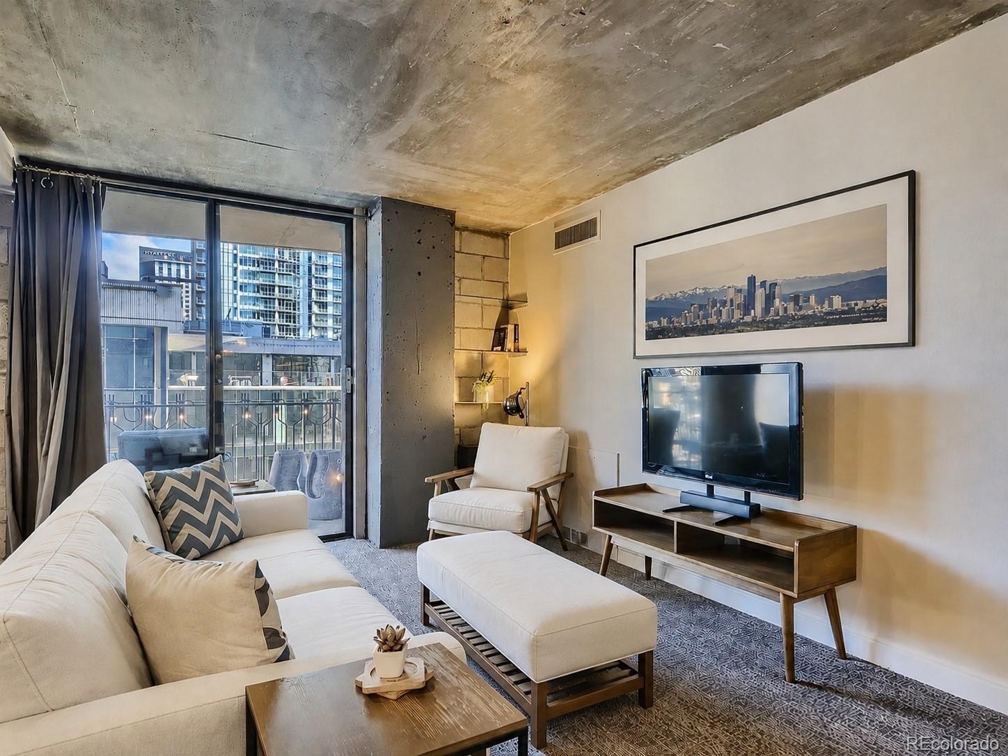 MLS Image #13 for 1020  15th street,denver, Colorado