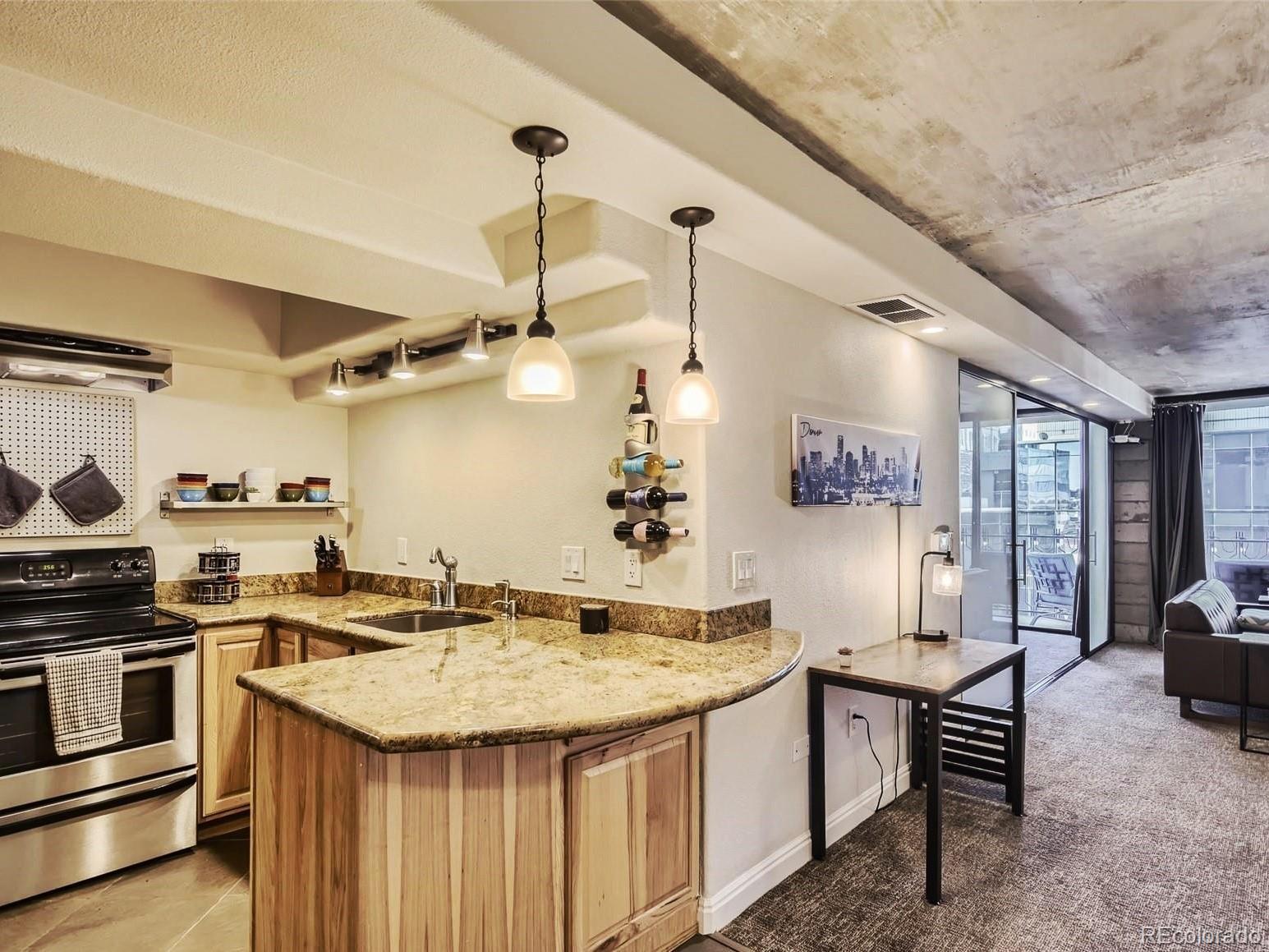 MLS Image #14 for 1020  15th street,denver, Colorado