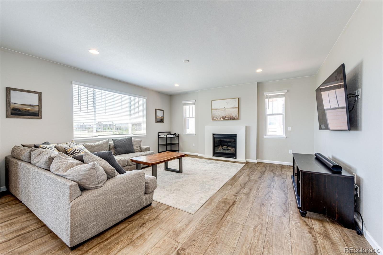 MLS Image #6 for 722  alpine ridge street,erie, Colorado