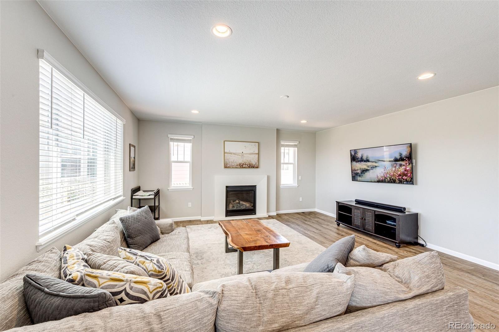 MLS Image #7 for 722  alpine ridge street,erie, Colorado