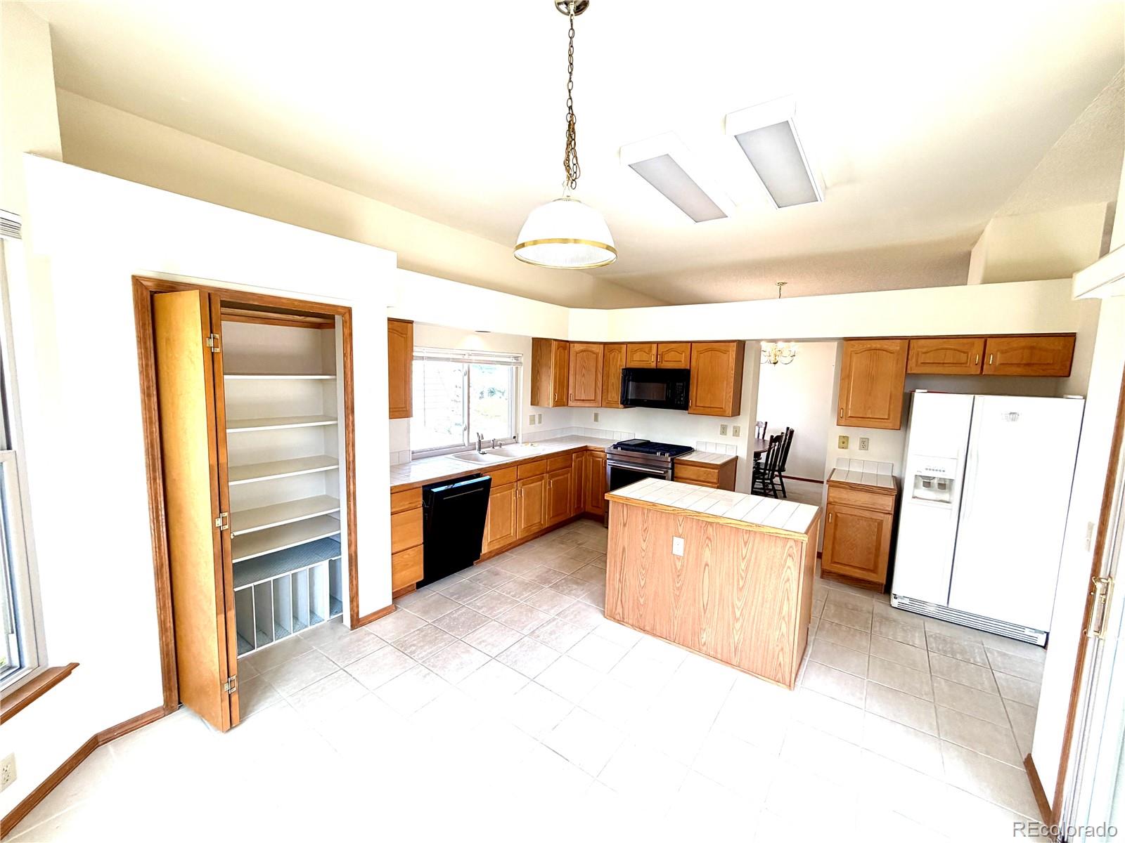 MLS Image #16 for 8402  sutterfield drive,colorado springs, Colorado