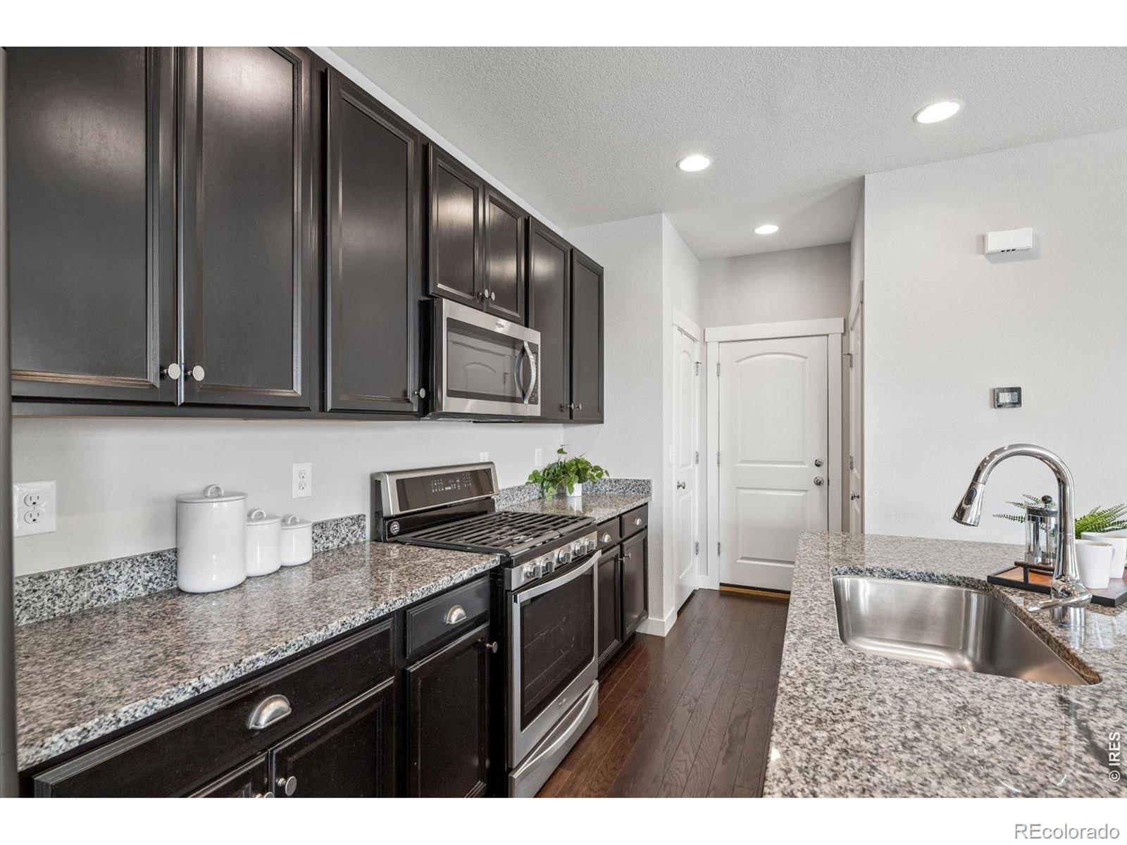 MLS Image #14 for 16424  alcott place,broomfield, Colorado
