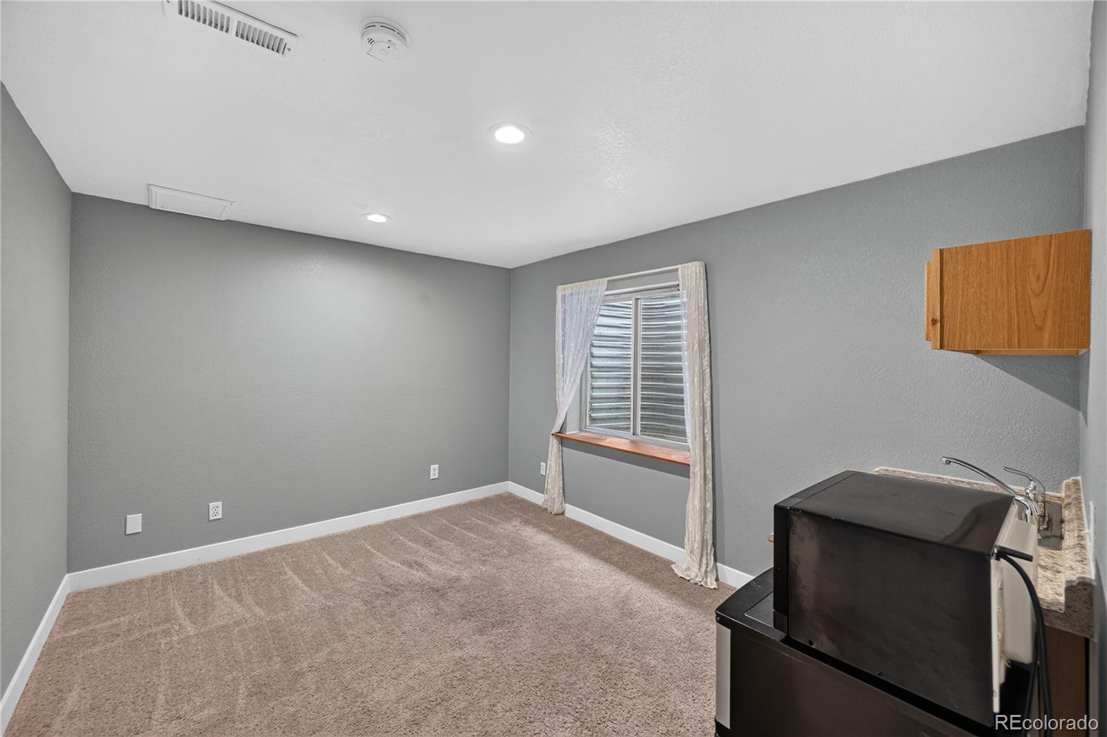MLS Image #17 for 12778 e wyoming circle,aurora, Colorado